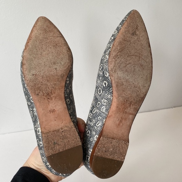 Cole Haan Embossed Leather Magnolia Skimmer Pointed Toe Ballet Flats Sz 5.5 - Picture 7 of 11